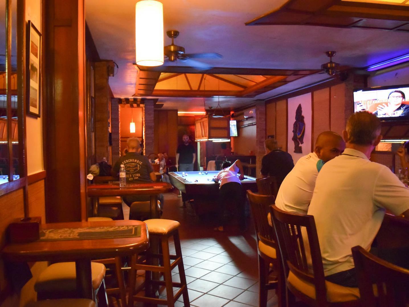 Bar Oz Riverside Guesthouse Phnom Penh Dış mekan fotoğraf