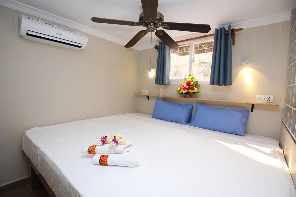 Bar Oz Riverside Guesthouse Phnom Penh Dış mekan fotoğraf